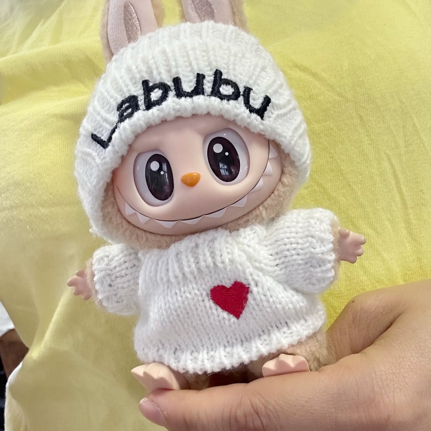 Labubu Doll Winter Outfit – Knitted Sweater & Hat Set with Animal Accents (Fits 15–17cm Dolls)