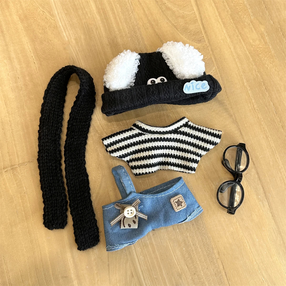 Cool Striped Streetwear Set for Labubu Dolls – Urban Outfit w/ Glasses & Shoes (Fits 15–17cm)
